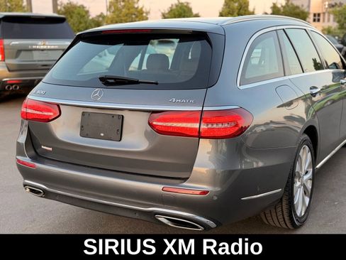 Used 2017 Mercedes-Benz E 400 4MATIC Wagon image 16