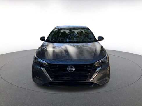 Used 2025 Nissan Sentra S image 2