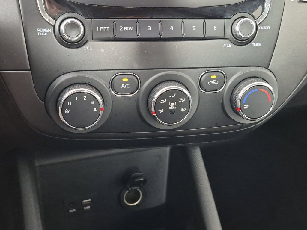 Used 2018 Kia Forte LX FWD image 24