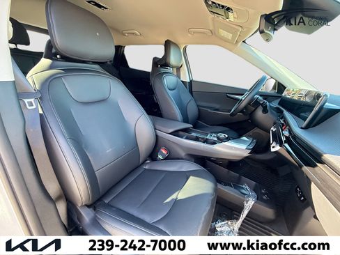 New 2025 Kia EV6 Wind image 15