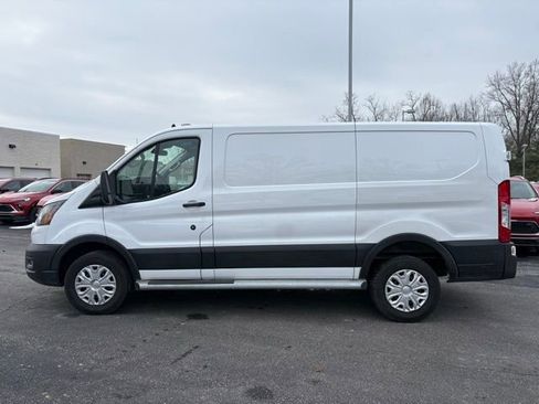 Used 2024 Ford Transit 250 Low Roof w/ Exterior Upgrade Package image 2