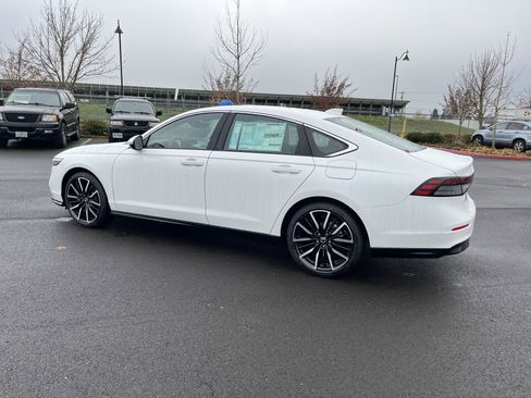 New 2025 Honda Accord Touring image 3