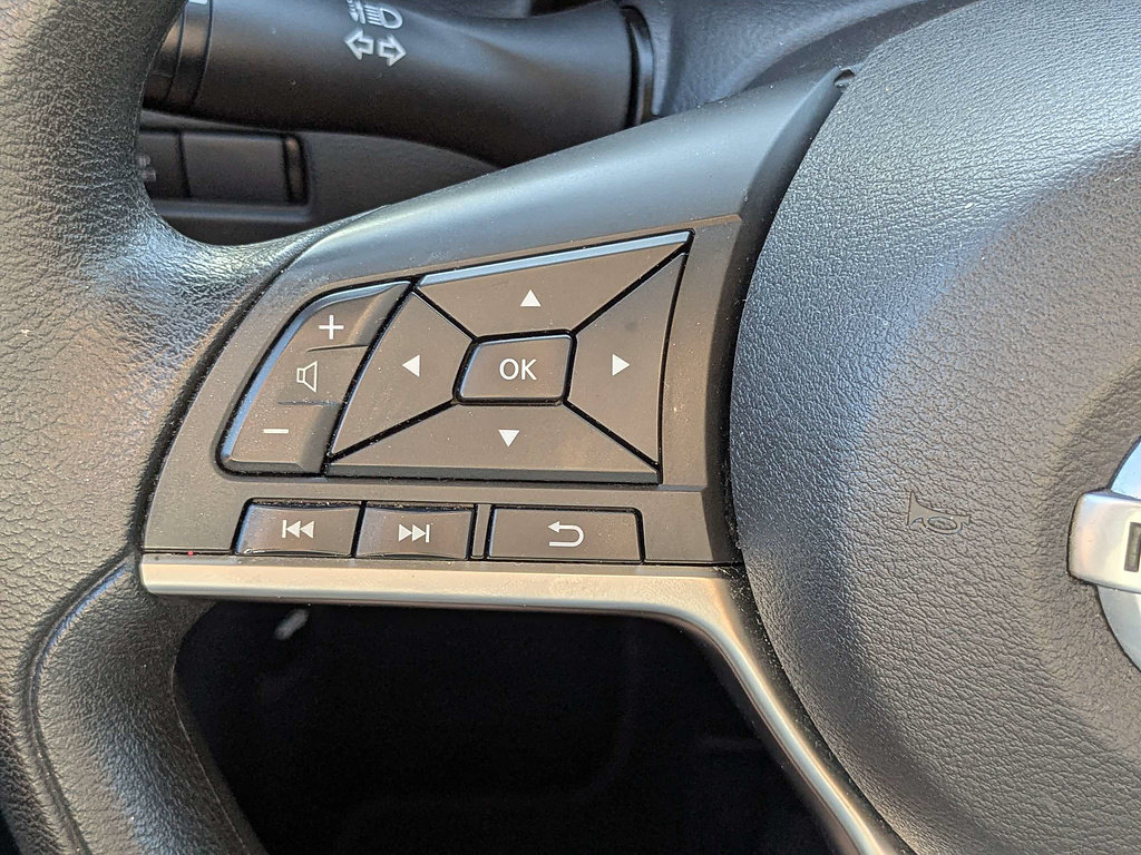 Used 2023 Nissan Sentra SV FWD image 25