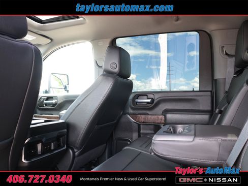 Used 2022 GMC Sierra 3500 Denali w/ Denali Black Diamond Edition AWD/4WD image 41