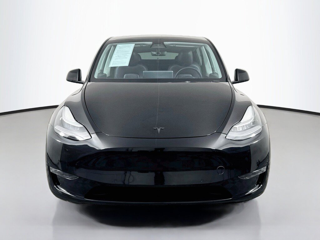 Used 2022 Tesla Model Y Long Range AWD/4WD image 8