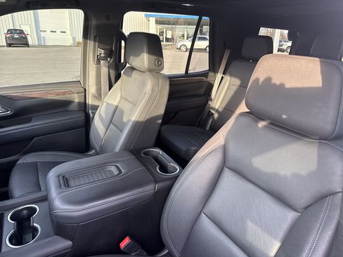 Used 2023 Chevrolet Tahoe LT w/ LT Signature Package image 11