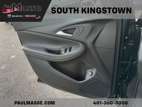 Used 2023 Buick Encore GX Select w/ Sport Touring Package image 11