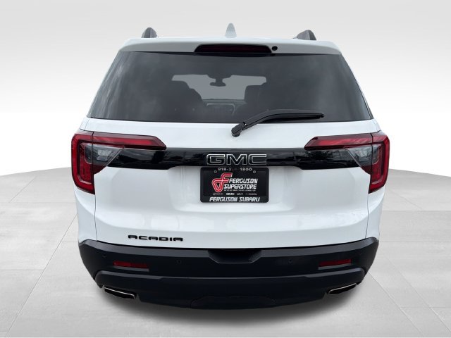Used 2023 GMC Acadia SLE w/ Driver Convenience Package FWD image 6
