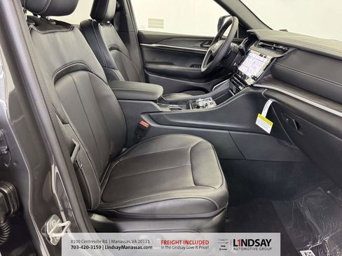 New 2026 Jeep Grand Cherokee Limited image 13