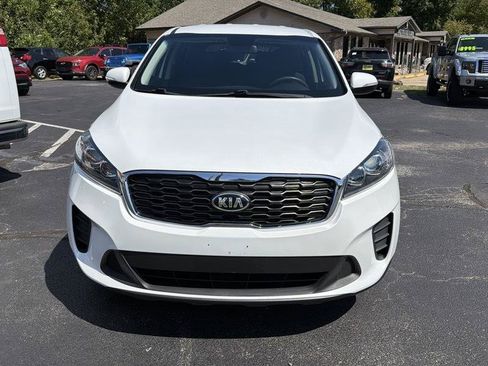 Used 2020 Kia Sorento LX FWD image 2