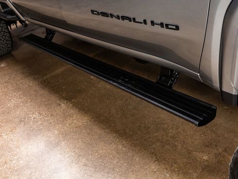 Used 2024 GMC Sierra 2500 Denali Ultimate w/ Max Trailering Package image 14