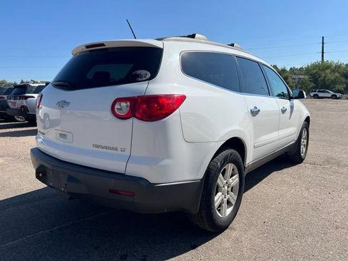Used 2010 Chevrolet Traverse LT w/ Personal Connectivity Package AWD/4WD image 6