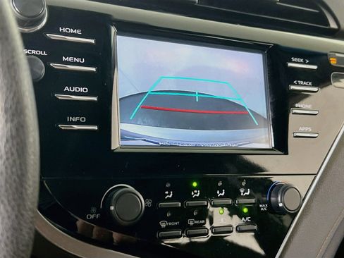 Used 2018 Toyota Camry LE w/ Protection Package (Q2) FWD image 13