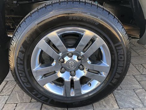 Used 2012 Toyota Tacoma 4x4 Double Cab w/ TRD Sport Upgrade Pkg image 11