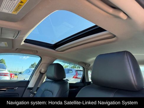 Used 2024 Honda Civic Touring image 7