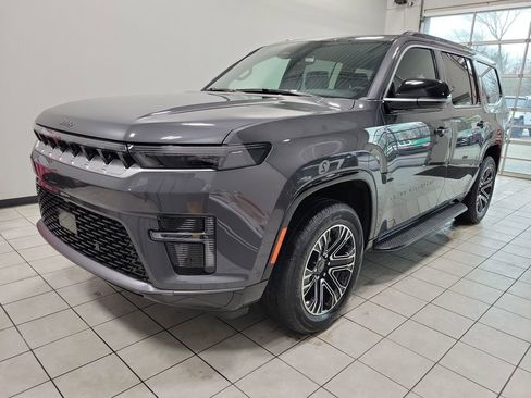 New 2026 Jeep Grand Wagoneer 4WD image 2