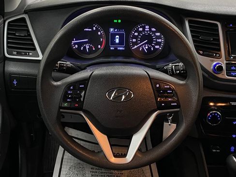 Used 2017 Hyundai Tucson SE image 15