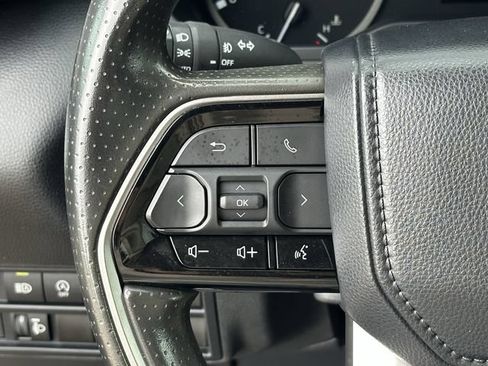 Used 2022 Toyota Tundra SR5 RWD image 13