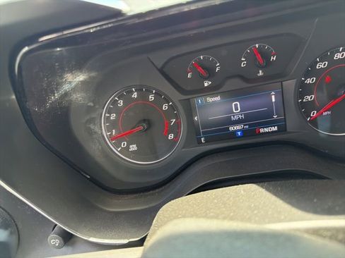 Used 2019 Chevrolet Camaro LT w/ RS Package image 5