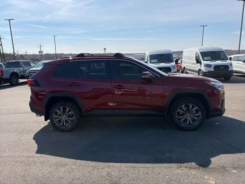 Used 2024 Toyota RAV4 XLE Premium image 5