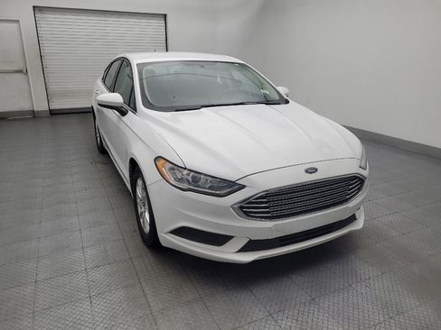 Used 2018 Ford Fusion S FWD image 14