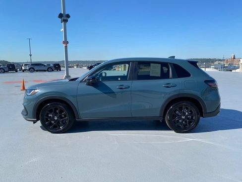 Certified 2025 Honda HR-V Sport image 9
