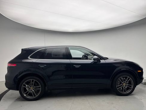 Certified 2021 Porsche Cayenne AWD/4WD image 14