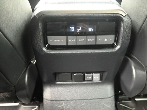 Used 2024 Toyota Land Cruiser Base image 32