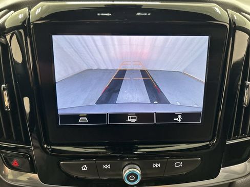 Certified 2023 Chevrolet Traverse LT AWD/4WD image 15