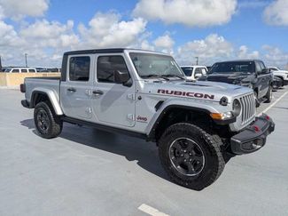 Used 2023 Jeep Gladiator Rubicon w/ Trailer Tow Package AWD/4WD video 1