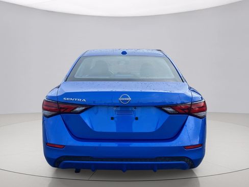 Used 2025 Nissan Sentra SV FWD image 5