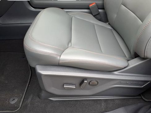 New 2025 Ford Expedition Max Active image 13