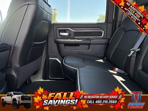 Used 2026 RAM 2500 Laramie AWD/4WD image 23