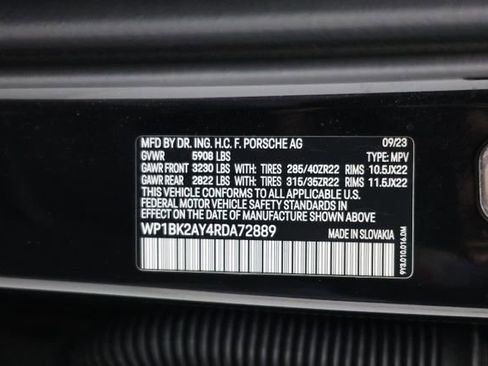 Used 2024 Porsche Cayenne Turbo GT AWD/4WD image 69