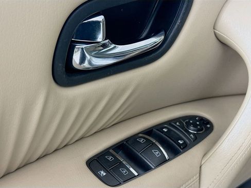 Used 2020 Nissan Armada SL w/ Premium Package image 19