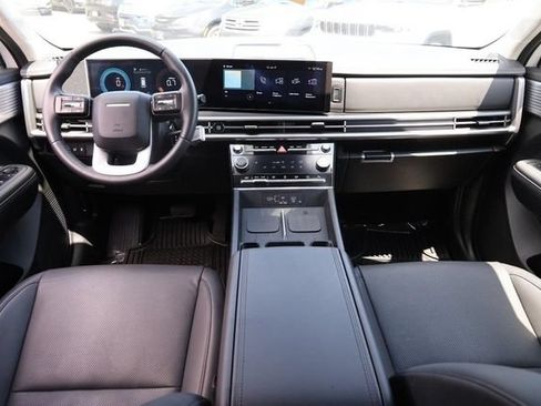 Used 2026 Hyundai Santa Fe SEL AWD/4WD image 23