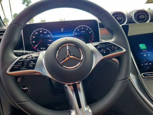 New 2026 Mercedes-Benz GLC 300 image 24