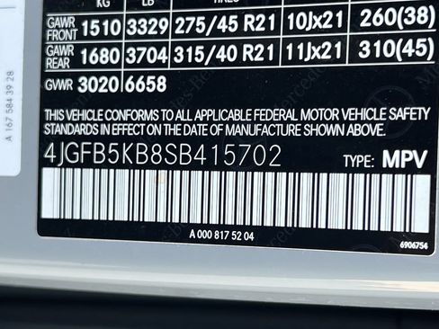 Used 2025 Mercedes-Benz GLE 450 4MATIC w/ AMG Line Exterior image 24