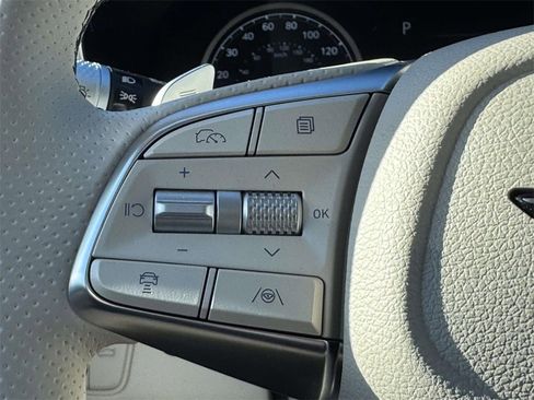 Certified 2026 Genesis G70 2.5T Prestige image 17