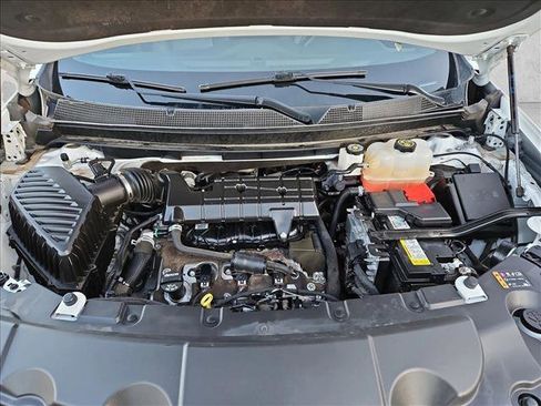 Certified 2023 Chevrolet Traverse LT image 23