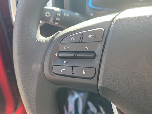 New 2026 Hyundai Venue SE image 7