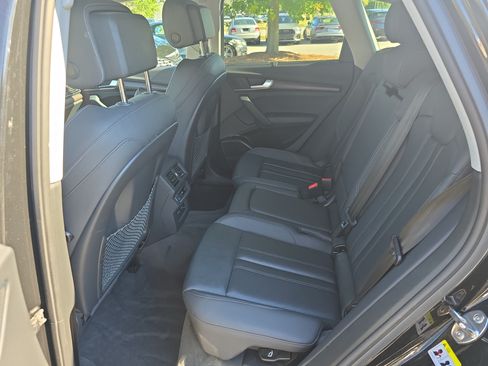 Used 2023 Audi Q5 Prestige w/ Prestige Package AWD/4WD image 13