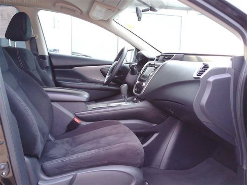 Used 2019 Nissan Murano S AWD/4WD image 8