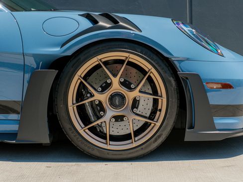 Used 2024 Porsche 911 GT3 RS RWD image 40