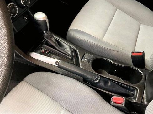 Used 2017 Toyota Corolla L w/ Carpet Mat Package (TMS) image 17