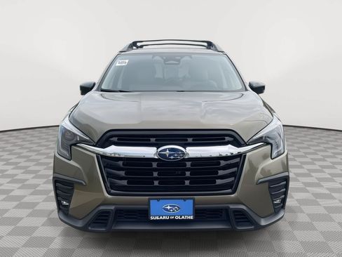 Used 2024 Subaru Ascent Limited AWD/4WD image 9