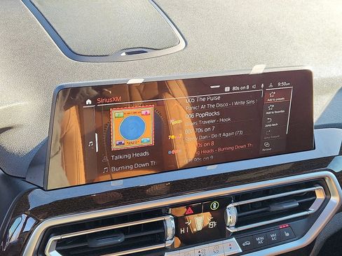 Used 2024 BMW X3 xDrive30i w/ Convenience Package image 16