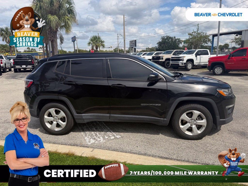 Used 2021 Jeep Compass Latitude FWD image 3