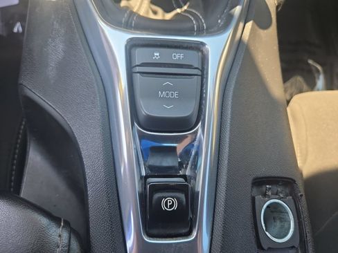 Used 2018 Chevrolet Camaro LS RWD image 28