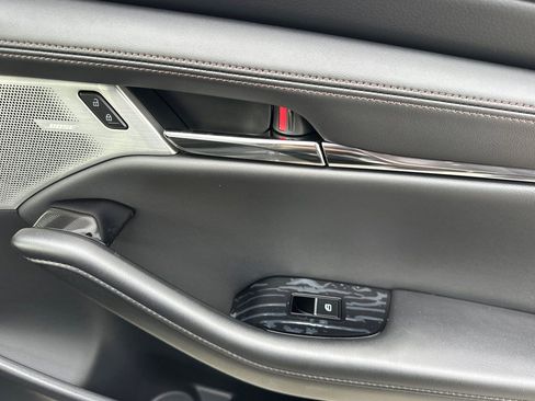 New 2026 MAZDA MAZDA3 2.5 S Hatchback w/ Premium Pkg image 19